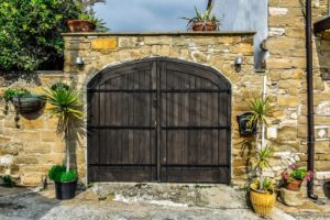 How to Save Hundreds of Dollars on a Gate Repair